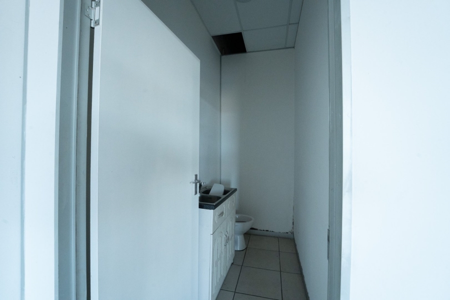  Bedroom Property for Sale in Kwazakhele Eastern Cape